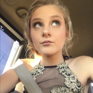 Meet your Posher, Meredith